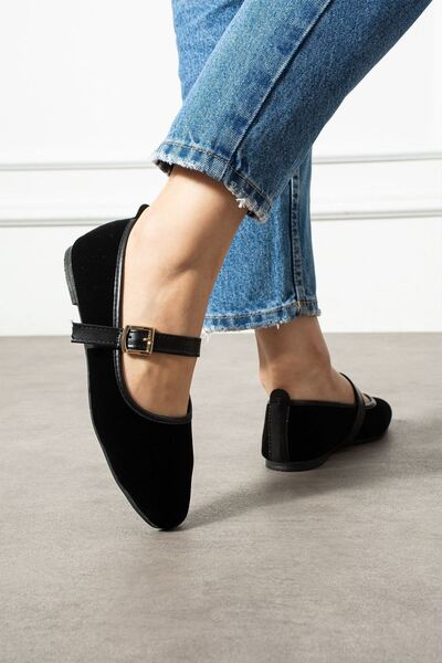 FUGA MODA Bellina black strap gold buckle velvet textured elegant lightweight home slipper