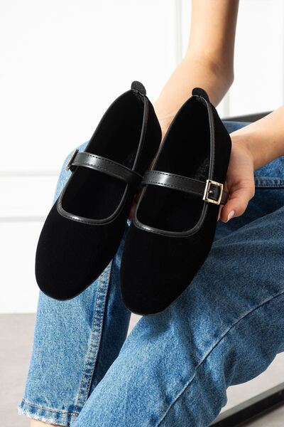 FUGA MODA Bellina black strap gold buckle velvet textured elegant lightweight home slipper