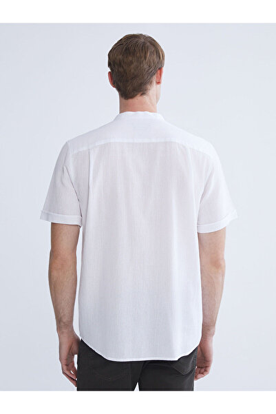 LC Waikiki Ανδρικό πουκάμισο με κοντό μανίκι LCWAIKIKI Classic Regular Fit Hakim Collar