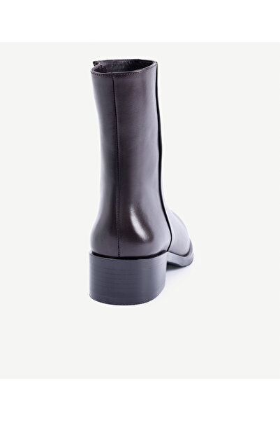 Yargıcı Yumuşak Deri Düz Bot