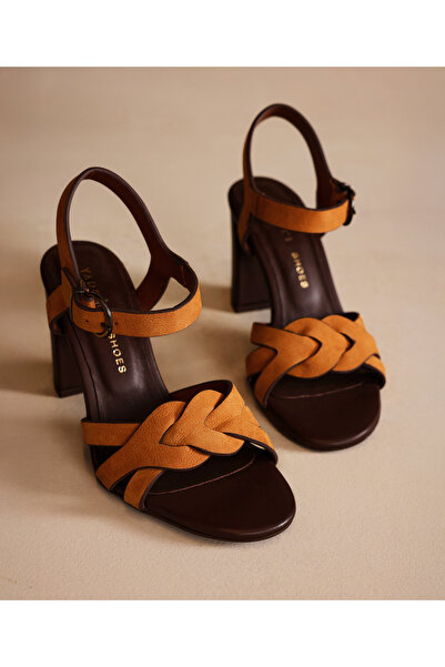 Yargıcı Örgü Detaylı Deri Topuklu Ayakkabı