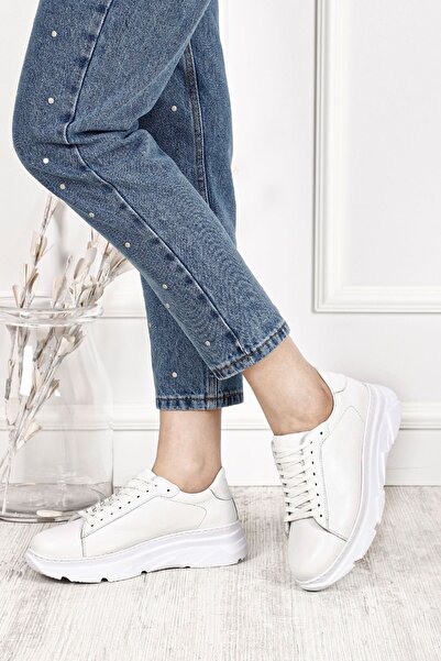 GÖNDERİ(R) Women's White Lace-Up Padded Sole Genuine Leather Sneakers