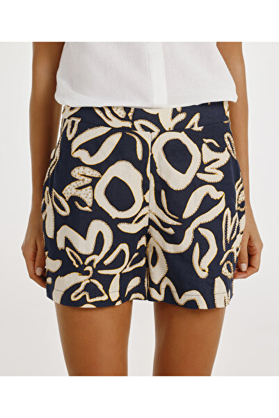 Yargıcı Beli Fermuarlı Şort