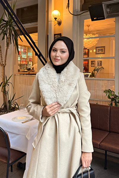 LOCCO Kadın Kürk Yaka Detay Midi Boy Kruvaze Kaban Krem