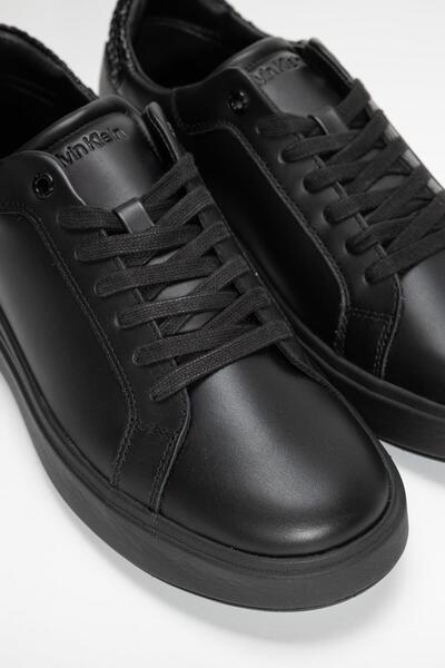 Calvin Klein Erkek Rahat Düz Taban Pürüzsüz Üst Yüzey Deri Siyah Sneaker HM0HM01659-0GJ