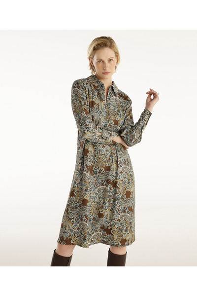 Yargıcı Pensli Uzun Kollu Yakası Fermuarlı Elbise