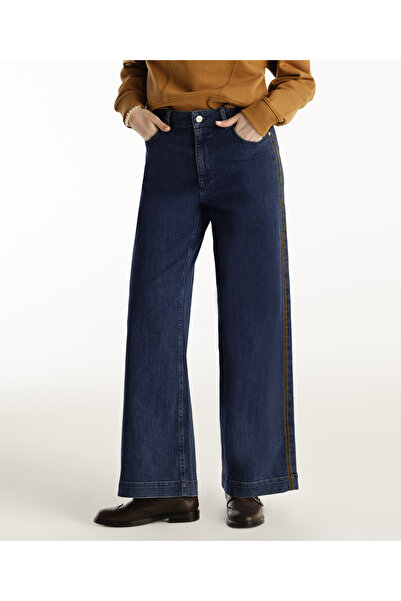 Yargıcı Nakış Detaylı Yüksek Bel Geniş Paça Pantolon