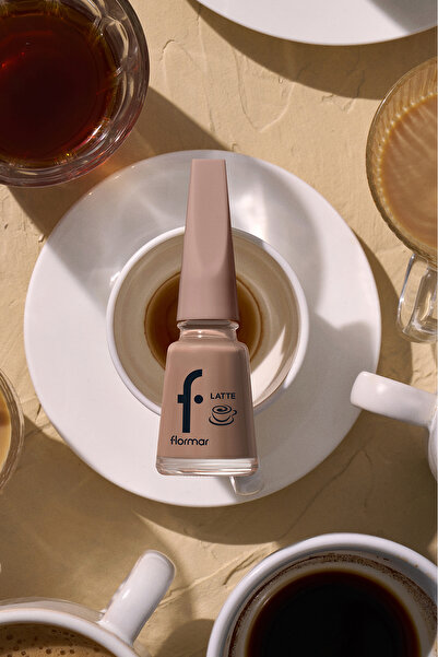 Flormar Latte Yüksek Pigmentli & Parlak Bitişli Kahve Tonlu Oje