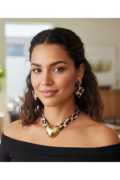 Er-Nev Leopar Desenli Altın Renk Kalp Model Kolye - Küpe Set