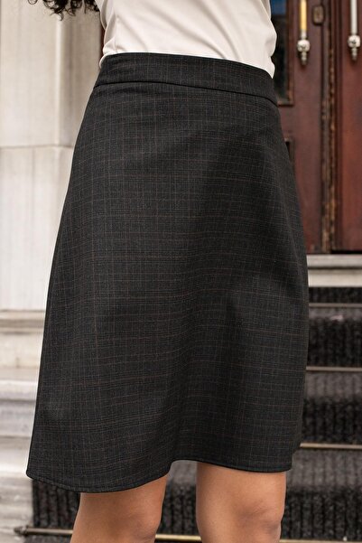 Jument High Waist Lightweight Lycra Fabric Knee Length Bell Skirt-Black Plaid