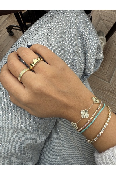 DGK COLLECTİON لون ذهبي فاتح، سوار على شكل ورقة البرسيم مقطوع بالليزر 🍀