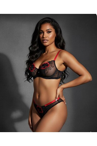 eleos Çiçek Işlemeli Iç Çamaşırı Takımı