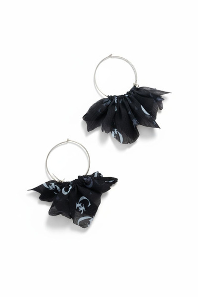 maia تصميم حلق من القماش الأسود