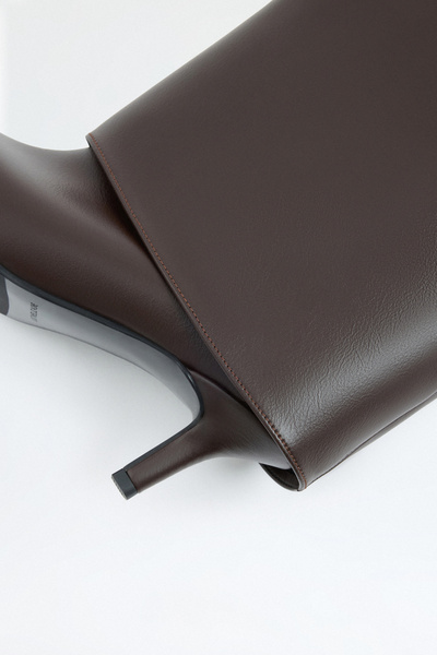 LUTVELIZADE الأحذية 2311 - أحذية نسائية بنية مريرة مع تفاصيل غطاء للرأس بمقدمة مدببة