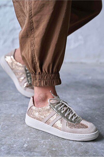 PELİN'İN AYAKKABILARI EVAN GOLD PULLU SPOR AYAKKABI