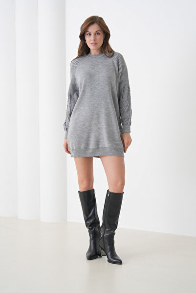 MAMAYAGA Women's Long Sleeves Self-Textured Crew Neck Tunic Oversized Stylish Winter Knitwear Sweater