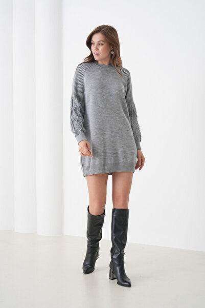 MAMAYAGA Women's Long Sleeves Self-Textured Crew Neck Tunic Oversized Stylish Winter Knitwear Sweater