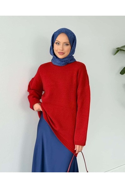 müqofficial سترة تريكو قصة فضفاضة بقصة غير متماثلة من هازل - أحمر