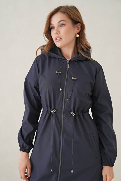 D1fference Riva Büzgülü Kapüşonlu Trençkot – Suya Dayanıklı Sık Dokuma ve Rahat Kumaş Kadın Trençkot