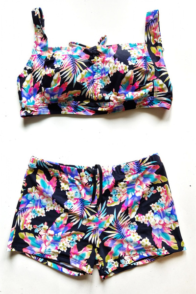 embody Plus size swimsuit, with shorts, bustier bra, floral, multicoloured, Maya