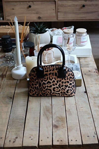 Moom Bag Women's Leopard Handle Adjustable Strap Shoulder Bag