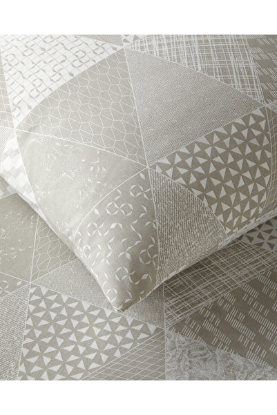 English Home طقم غطاء لحاف فردي سهل الكي من تريو باتش مقاس 160×220 سم لون بيج