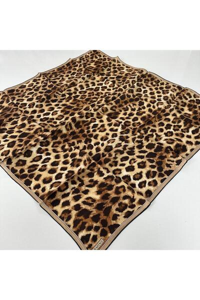 Armine Sezonul toamna-iarnă 2026 Eșarfă din mătase pură Sura PKU3001