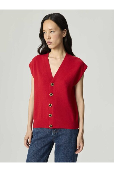 Nocturne Knitwear Vest with Button Accessories