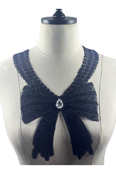 jasmina store fiyonklu taşlı yaka aplik