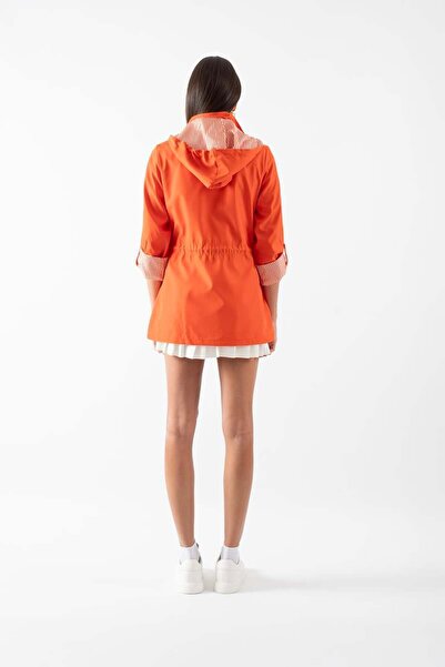 Spazio Goudot Kapüşonlu Mevsimlik Parka – Beli Büzgülü, Çıtçıt Detaylı TURUNCU