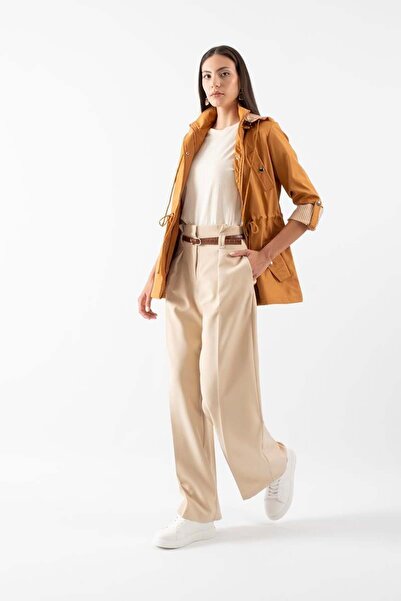 Spazio Goudot Kapüşonlu Mevsimlik Parka – Beli Büzgülü, Çıtçıt Detaylı TARÇIN