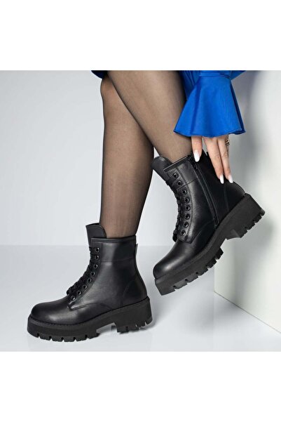 Modlet.ro Women's black lace-up boots made of leather MOD10664