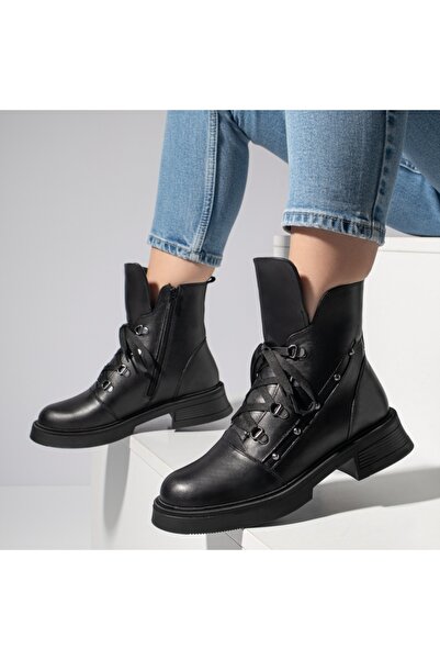 Modlet.ro Women's black lace-up boots made of leather MOD12660