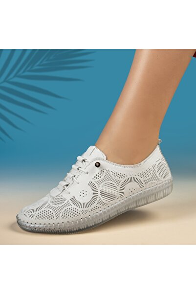 BMoD Pantofi sport albi pentru femei cu șireturi elastice MOD13764