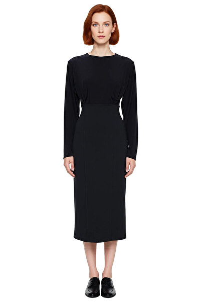 PayBuy Women's Black Plain Patterned Shoulder Pad Piece Bat Sleeve Midi Knitted Dress Stylish and Modern Ideal for Winter Combinations