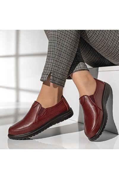 BMoD Women's red casual shoes with an elastic material insert MOD13073