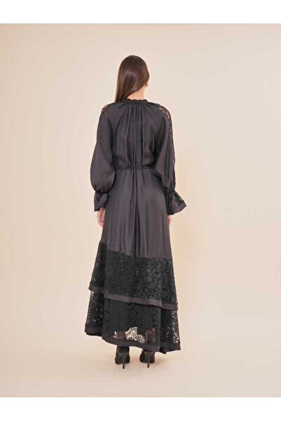 SERPİL Dantel Detaylı Kuşaklı Uzun Saten Elbise 40661