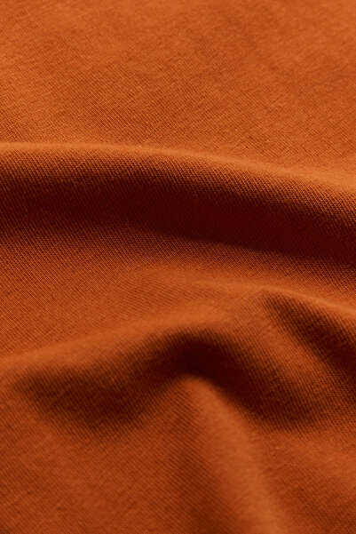 W Collection Tile V-Neck T-Shirt