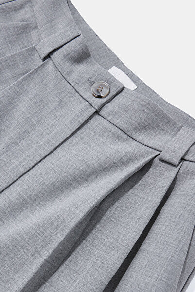 W Collection Gray Pleated Wool Pants