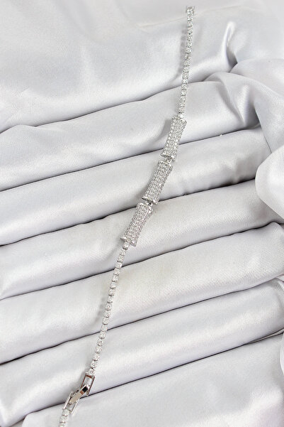 Skygo Brass Silver Color Zircon Stone Bone Model Women's Bracelet - Tj-Bb7071