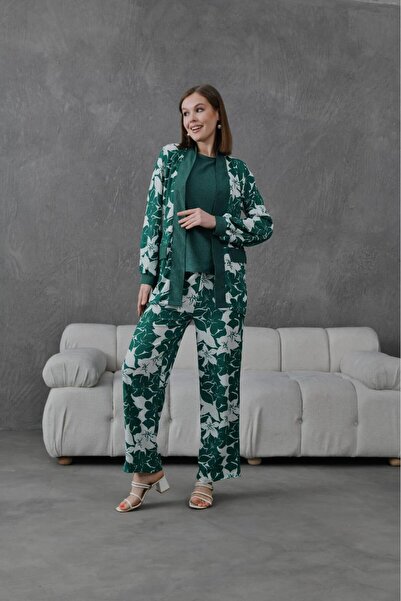 zavera for kids Women's Crepe Fabric Floral Detailed 3 Piece Set - Stylish Set - Women's Clothing