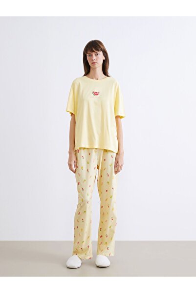 LC Waikiki Crew Neck Printed Women's Pajamas Set