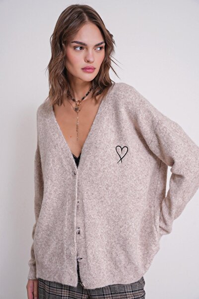 Mixray 6953 Women's Oversized Wool Blend Premium Heart Embroidered Cardigan Sand Marn