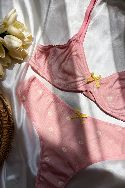 Lola Of Shine مجموعة ديزي من حمالات الصدر والملابس الداخلية القطنية ذات اللون...