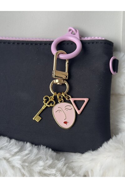 WhimsyWhite ميدالية مفاتيح على شكل حظ، ميدالية مفاتيح صغيرة على شكل حقيبة، مي...