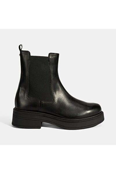 Desa Kadın Siyah Lastikli Deri Chelsea Bot