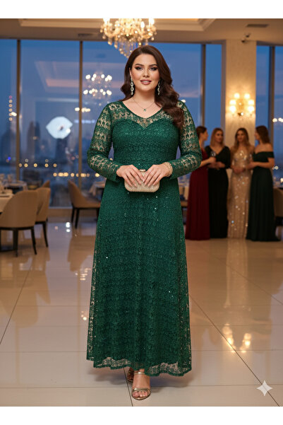 Robes Büyük Beden Zümrüt Yeşil Dantelli Uzun Abiye Elbise / Şık Davet Nişan Düğün Elbisesi