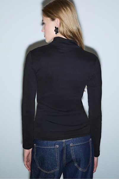 Stradivarius Basic high neck T-shirt