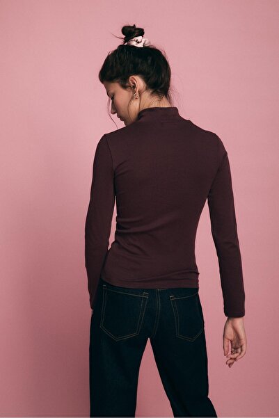 Stradivarius Basic high neck T-shirt