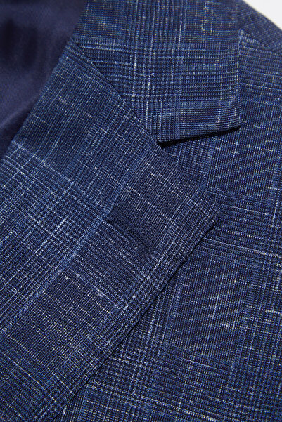 W Collection Dark Blue Buttoned Suit